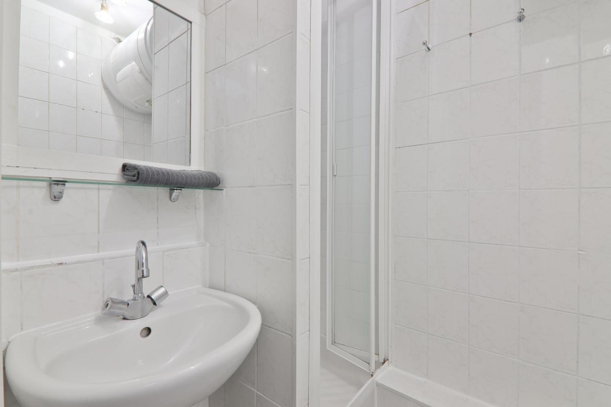 Studio Appartement Quartier Musee Du Louvre 3 Free Netflix Paris Exteriör bild
